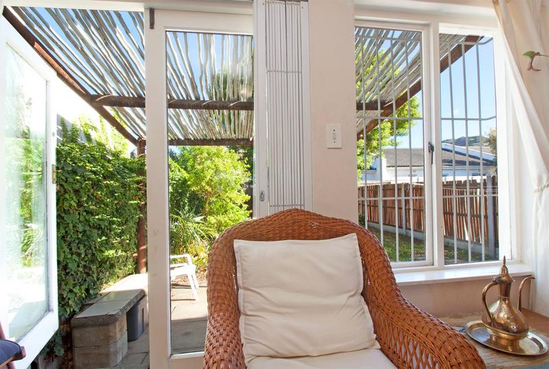 2 Bedroom Property for Sale in Fish Hoek Western Cape